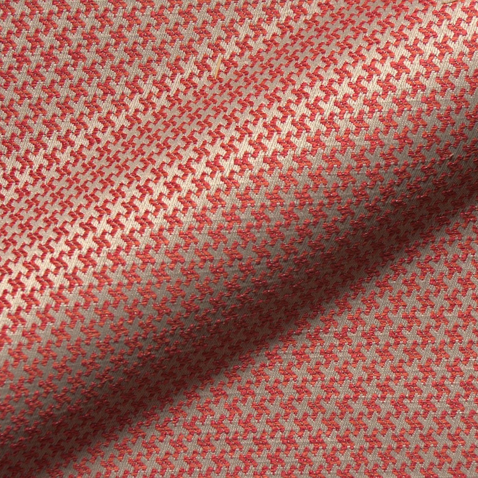 Macao Fr 8520 Hoepke Best Pattern Vol. 2 Moebelstoff Gemustert Rot Macao Fr 8520 Hoepke Best Pattern Vol. 2 Moebelstoff Gemustert Rot