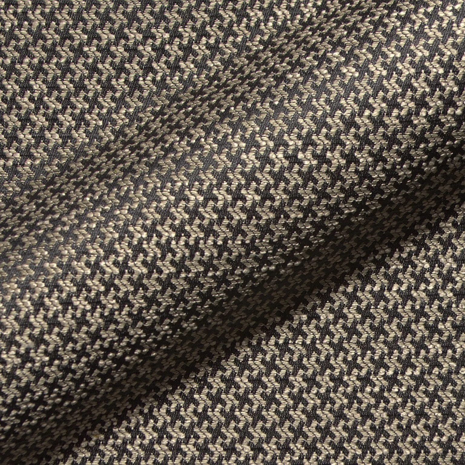 Macao Fr 8911 Hoepke Best Pattern Vol. 2 Moebelstoff Gemustert Schwarz Macao Fr 8911 Hoepke Best Pattern Vol. 2 Moebelstoff Gemustert Schwarz