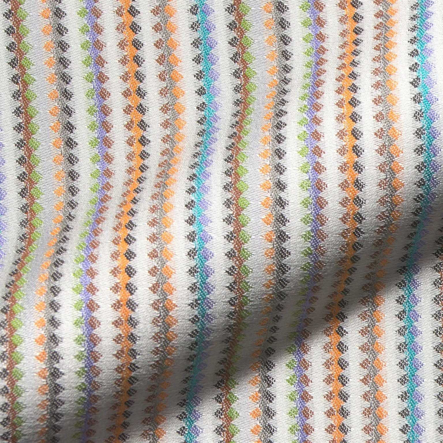 Matera 8500 Hoepke Best Pattern Vol. 2 Moebelstoff Gemustert Orange Weiss Matera 8500 Hoepke Best Pattern Vol. 2 Moebelstoff Gemustert Orange Weiss