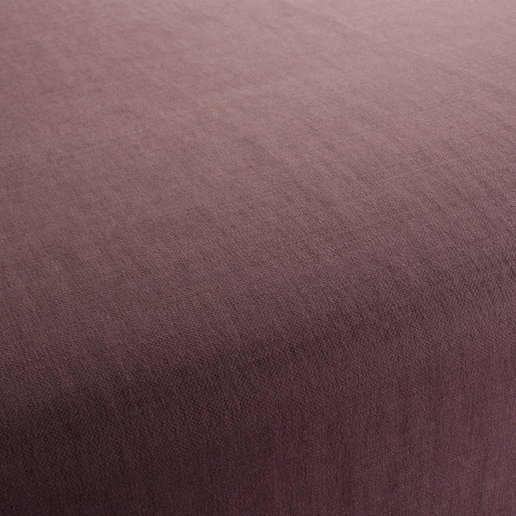 Hot Madison Reboot CH1249/810 Aubergine Emotionsbild Hot Madison Reboot CH1249/810 von Chivasso in Aubergine – Stoff mit plastischem Faltenwurf